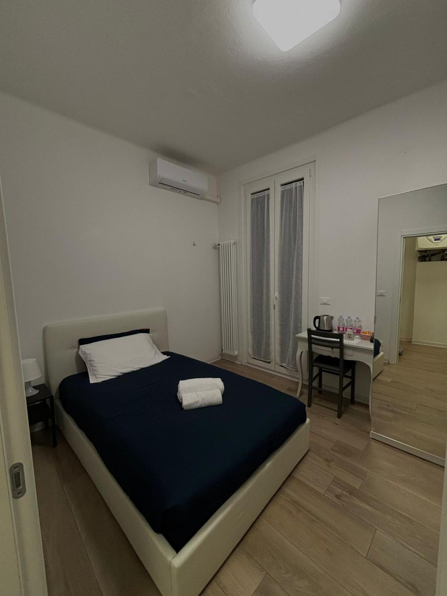 Lu.Na Apartment Bologna Bagian luar foto