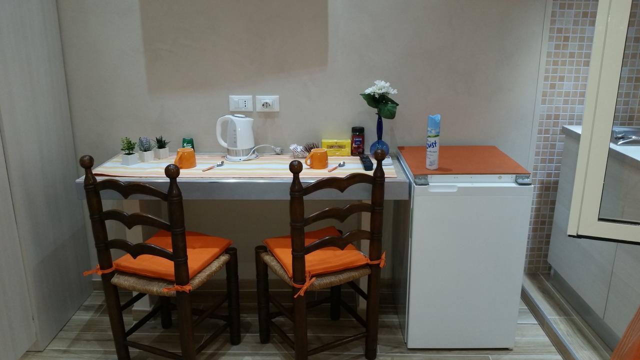 Lu.Na Apartment Bologna Bagian luar foto